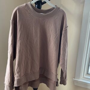 Bluivy Tan high lo sweatshirt